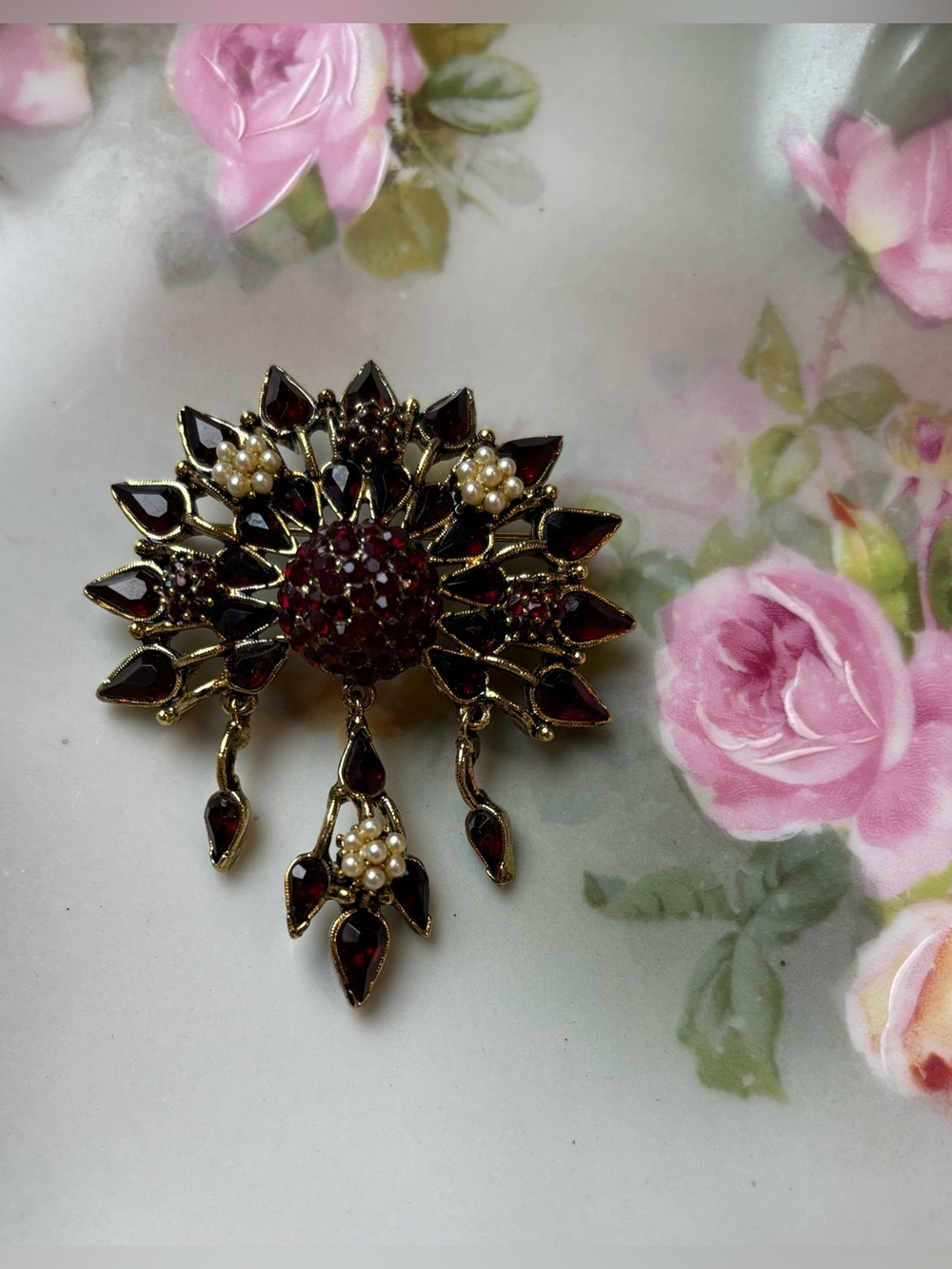 Vintage Hollycraft Gold-Tone Burgundy Floral Drop Brooch with Pearl Accents